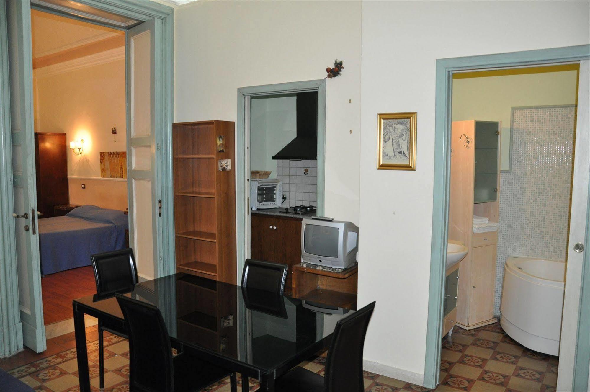 B&B Teatro Bellini CTA Exterior foto